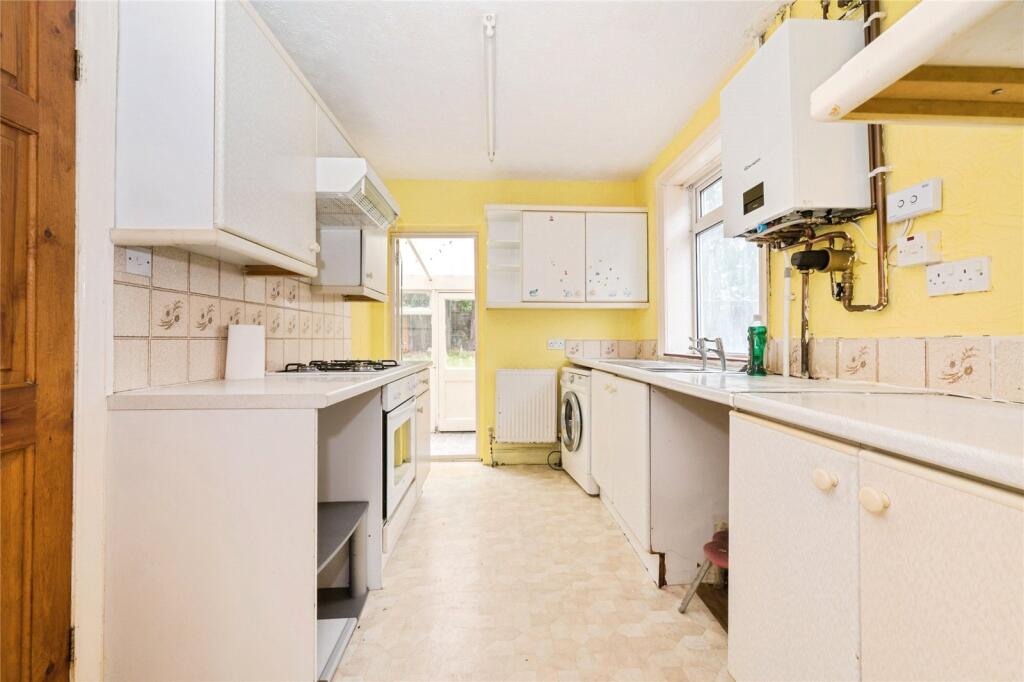 House in Southampton - View 4