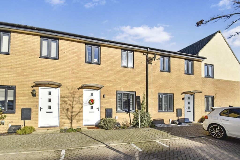 2-bed terraced on Wren Close, St. Ives, PE27, £260,000