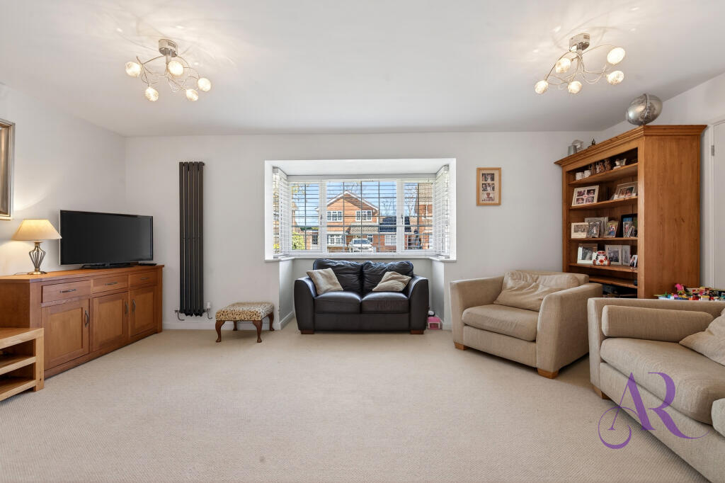 House in Newport Pagnell, City of Milton Keynes - View 2