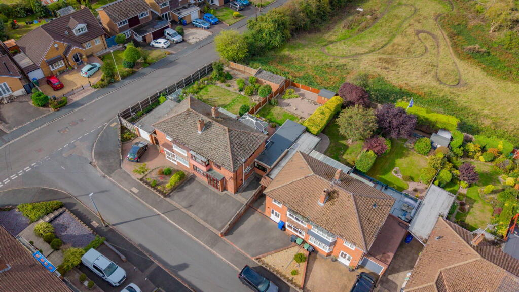 House in Dudley - View 2