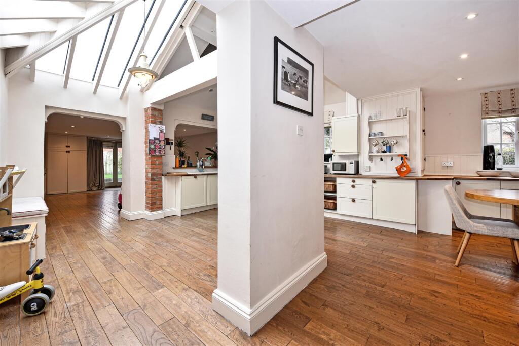 Stoke, Andover photo 3