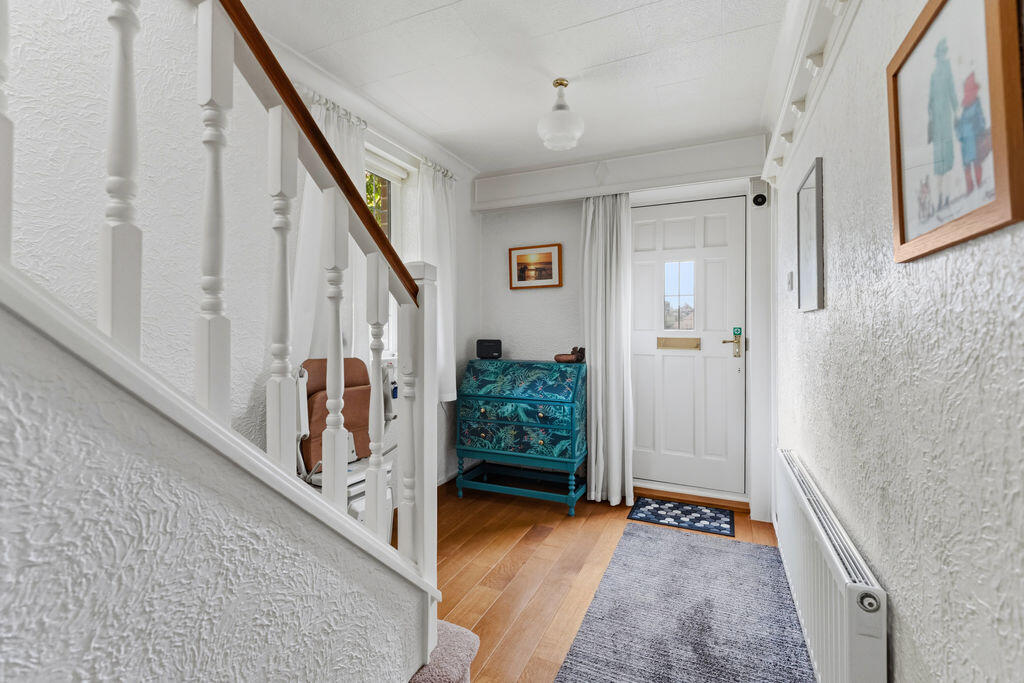Southwold Crescent, Scartho, Grimsby photo 4