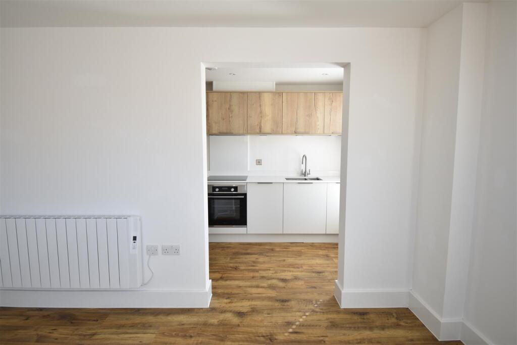 Combe Road, Portishead photo 5
