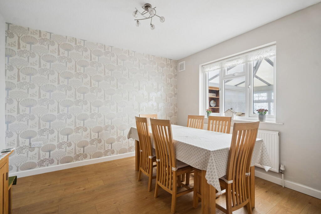 House in Harrow - View 5