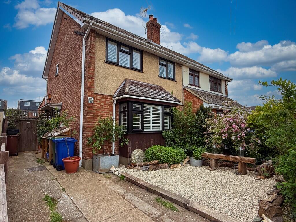 Main image of property: Stephens Crescent, Horndon on the Hill SS17 8LZ