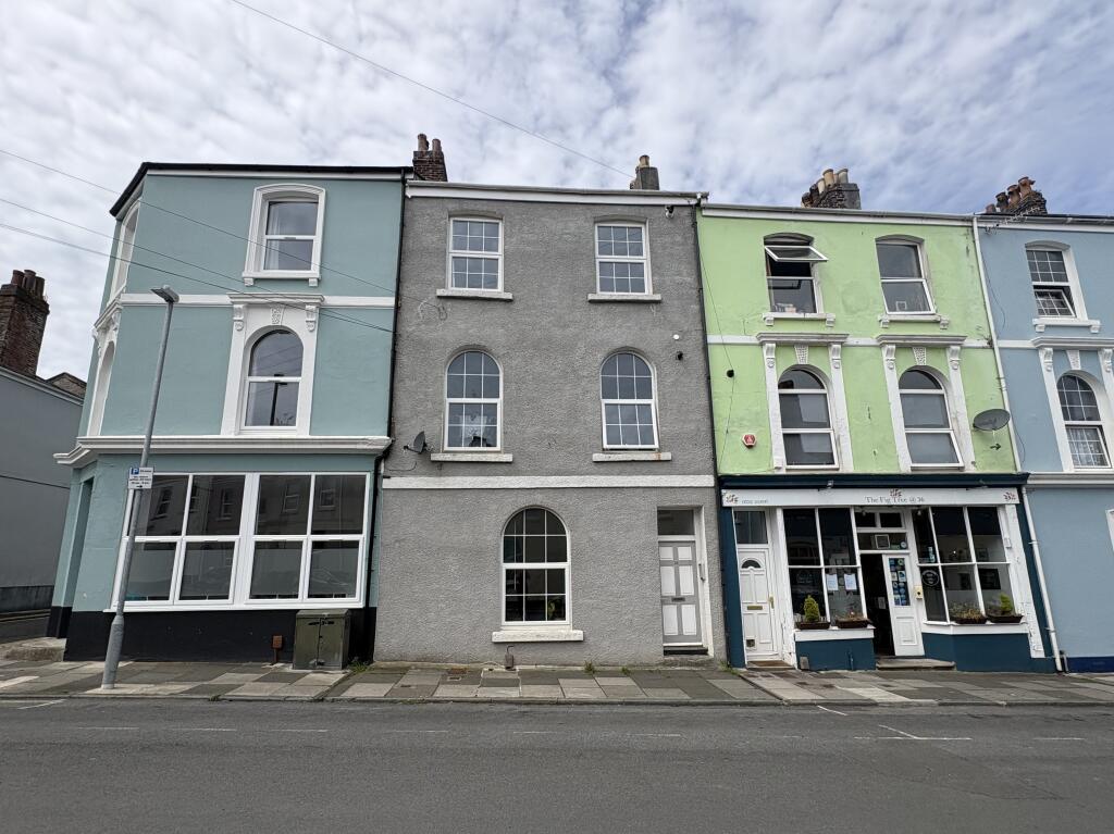 Main image of property: Admiralty Street