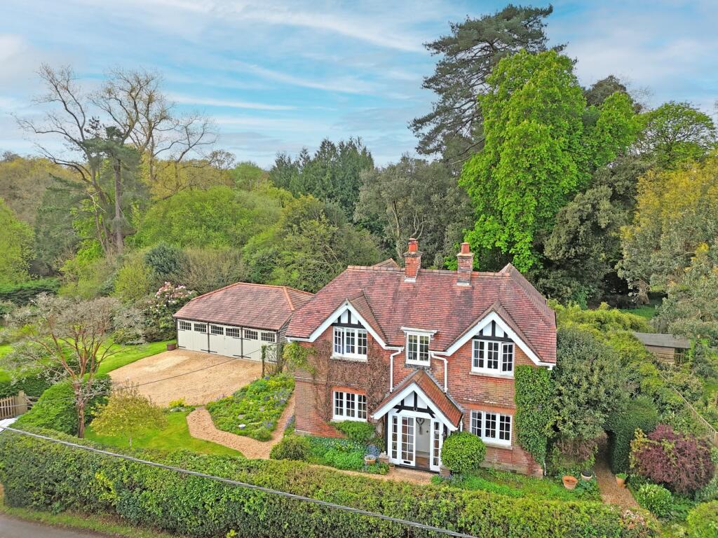 Main image of property: Bank, Lyndhurst, SO43