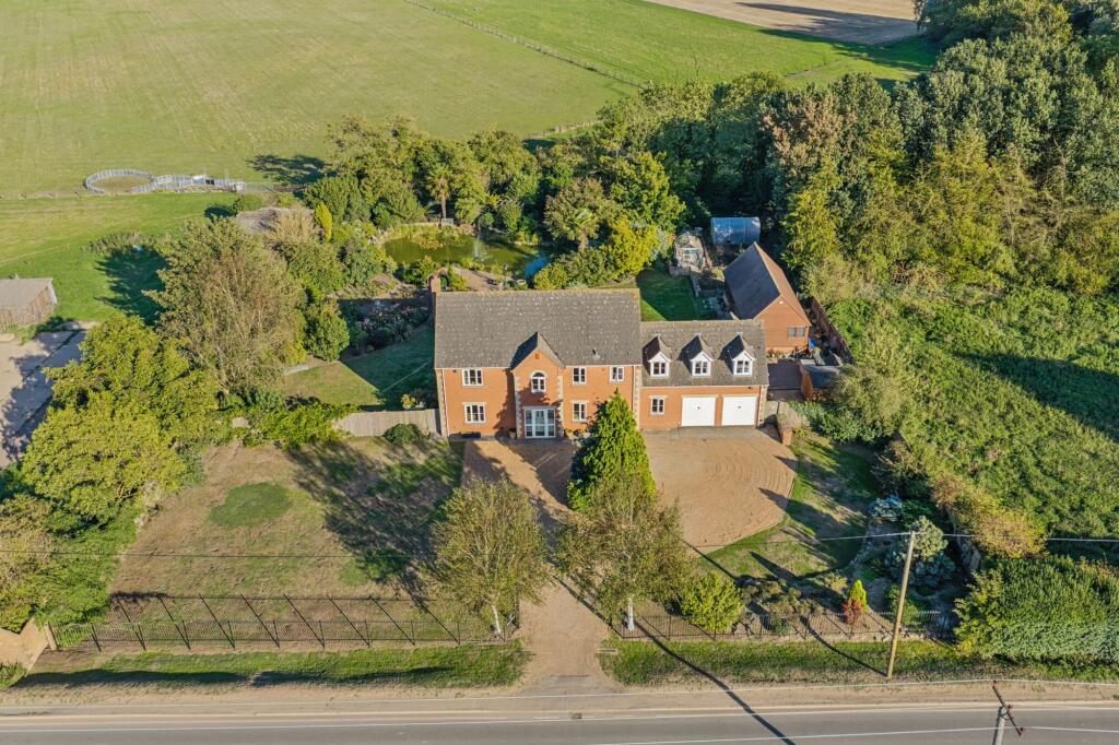 Main image of property: Northside, Thorney, PE6