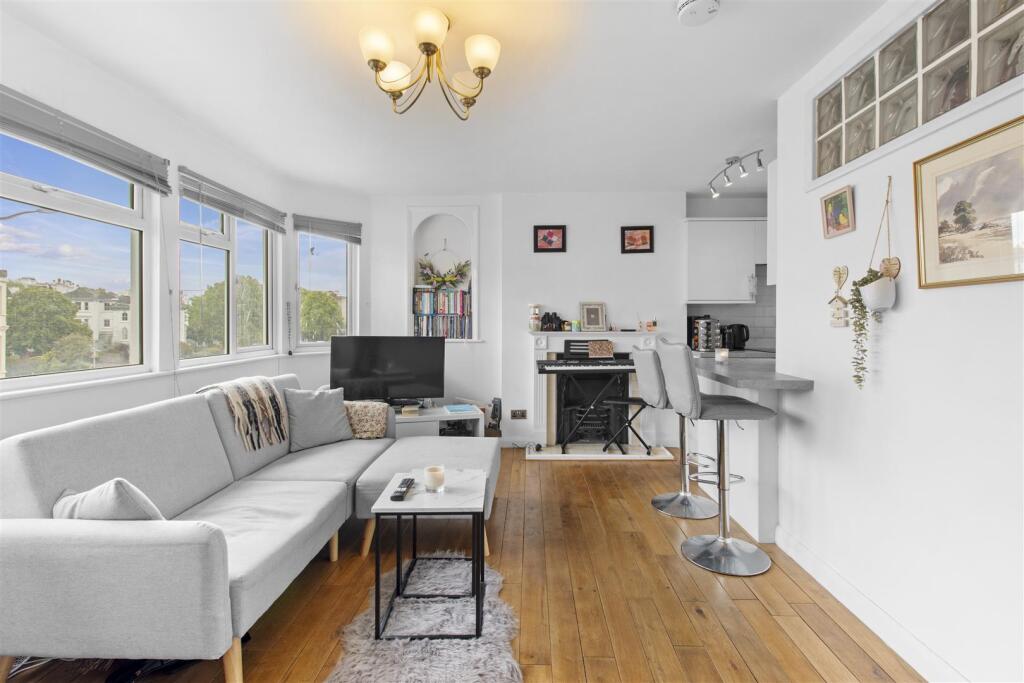 Apartment in Eastbourne, Little Chelsea, Meads - View 5