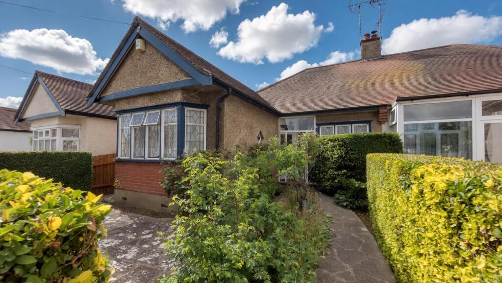 Main image of property: Lawn Avenue, Southend-On-Sea