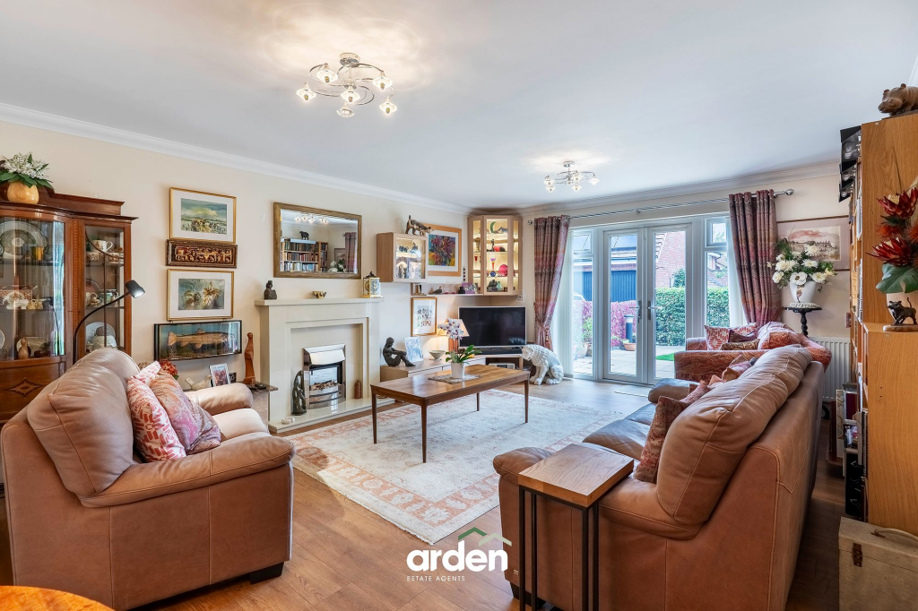 Butterwick Close, Barnt Green, B45 photo 5