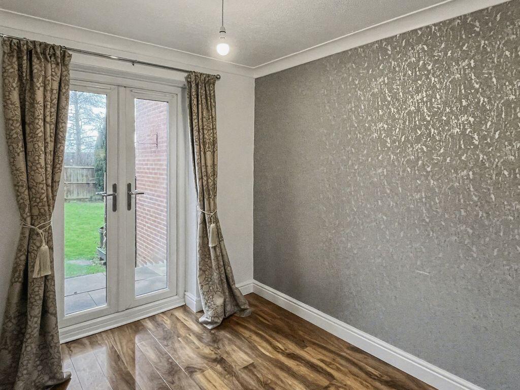 Lansdowne Way - Retirement Garden Flat for Over 60's photo 4