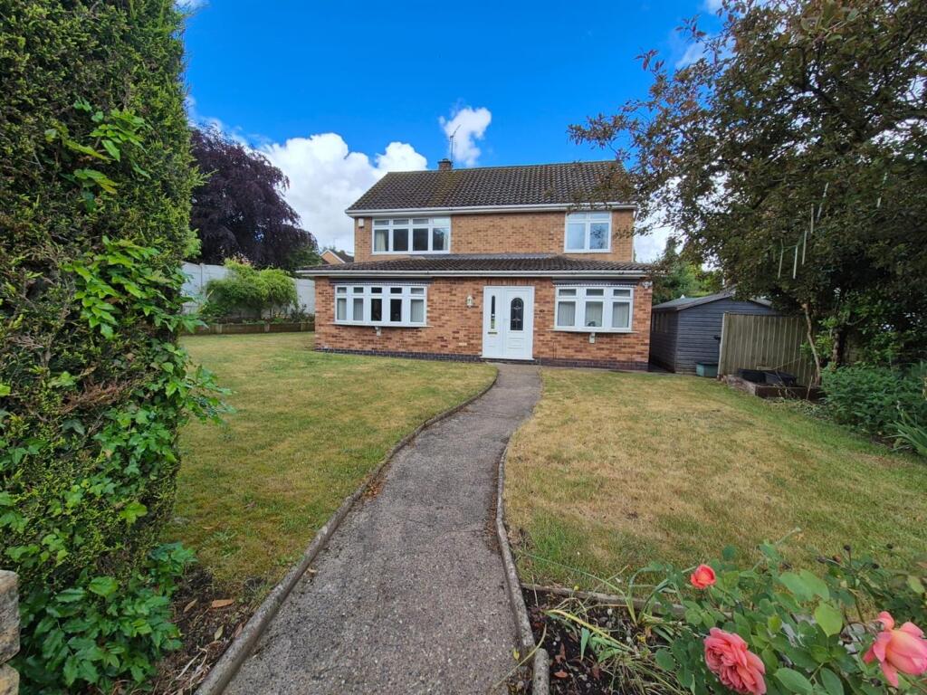 Main image of property: Summercourt Drive, Ravenshead, Nottingham