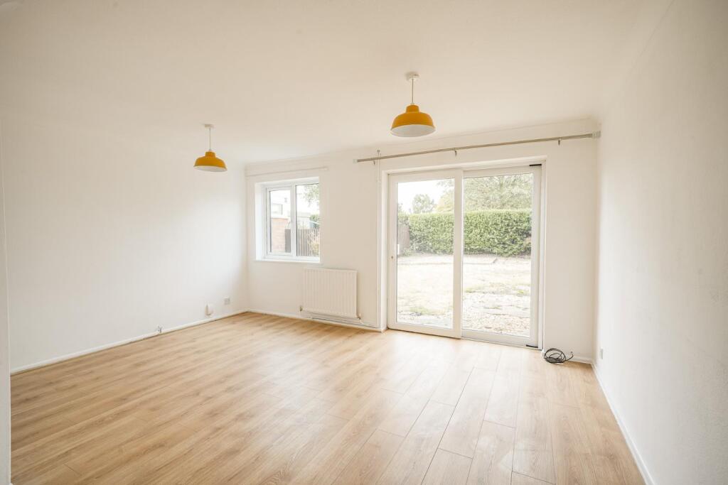 House in Luton - View 4