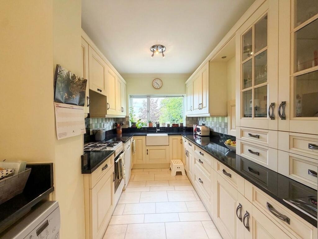 Harrowby Lane, Grantham, NG31 photo 4