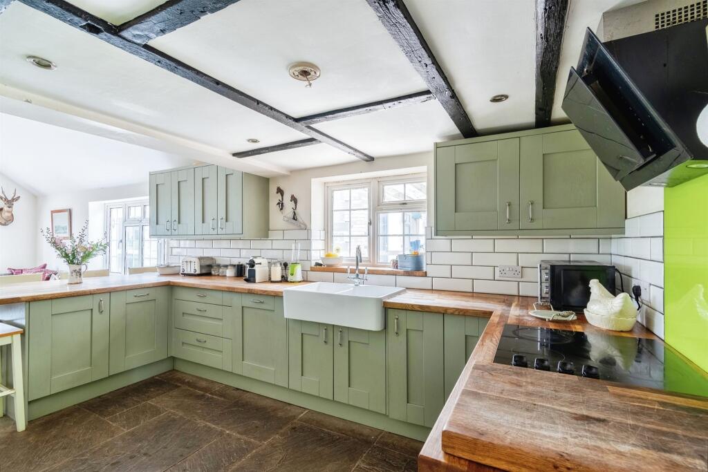 House in Bath, Southwick - View 3