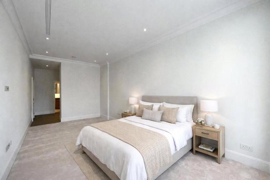 Apartment in London - View 5