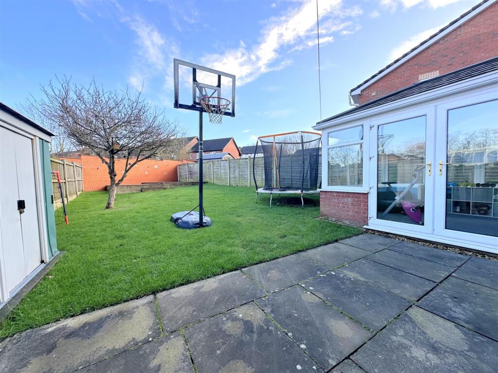 Walkmill Crescent, Carlisle photo 4