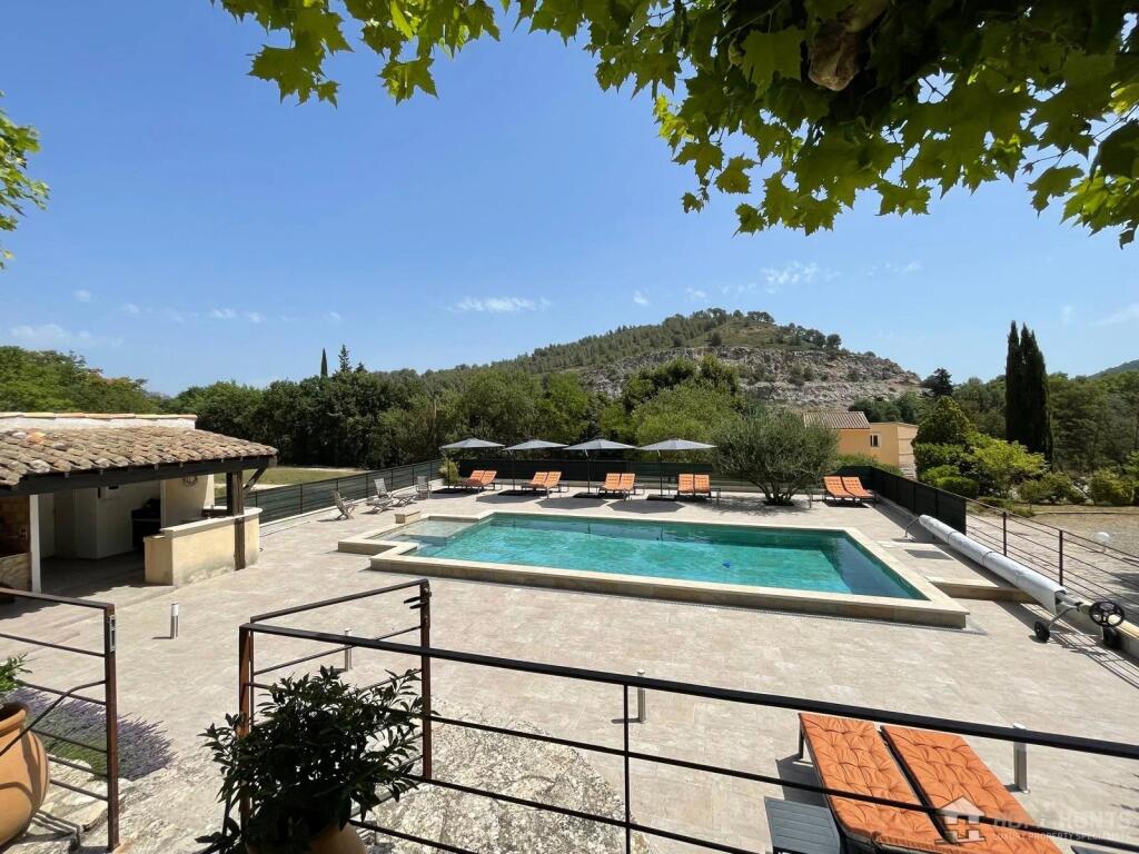 Main image of property: Provence-Alps-Cote d`Azur, Bouches-du-Rhône, Auriol