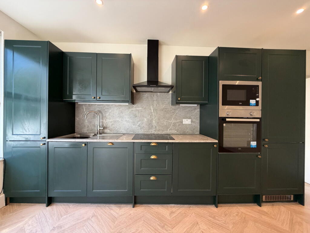 Apartment in London - View 4
