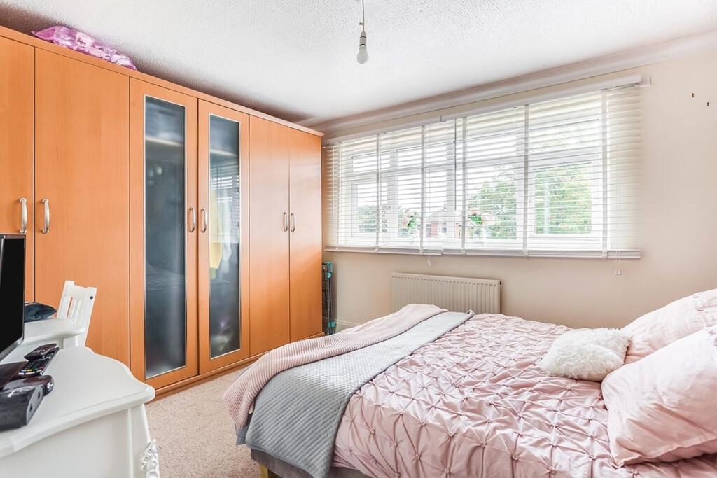 Low Shops Lane, Rothwell, Leeds, West Yorkshire, LS26 photo 5