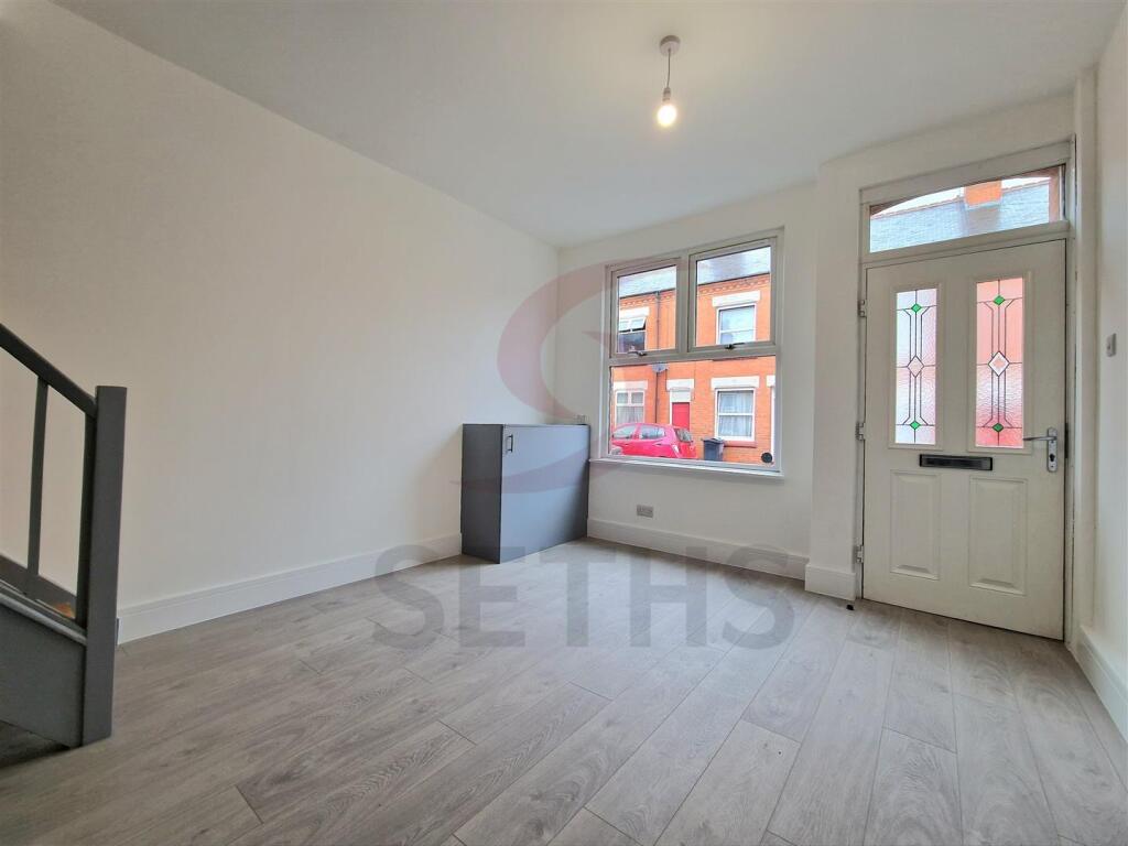 House in Leicester, West End - View 4