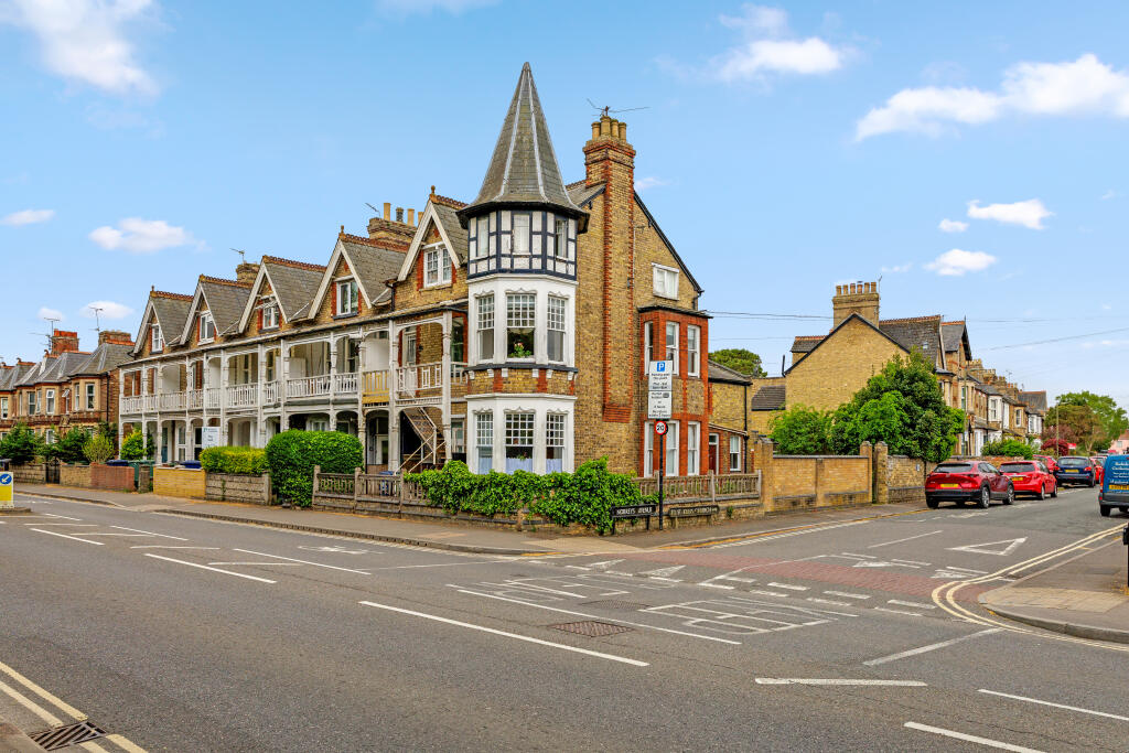 Main image of property: Abingdon Road, Oxford, OX1