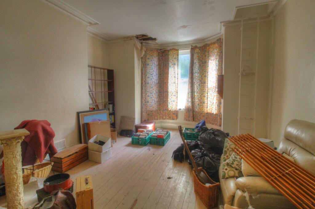 House in Nottingham - View 5