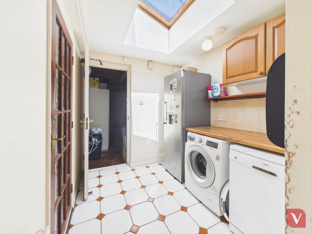 House in Luton - More