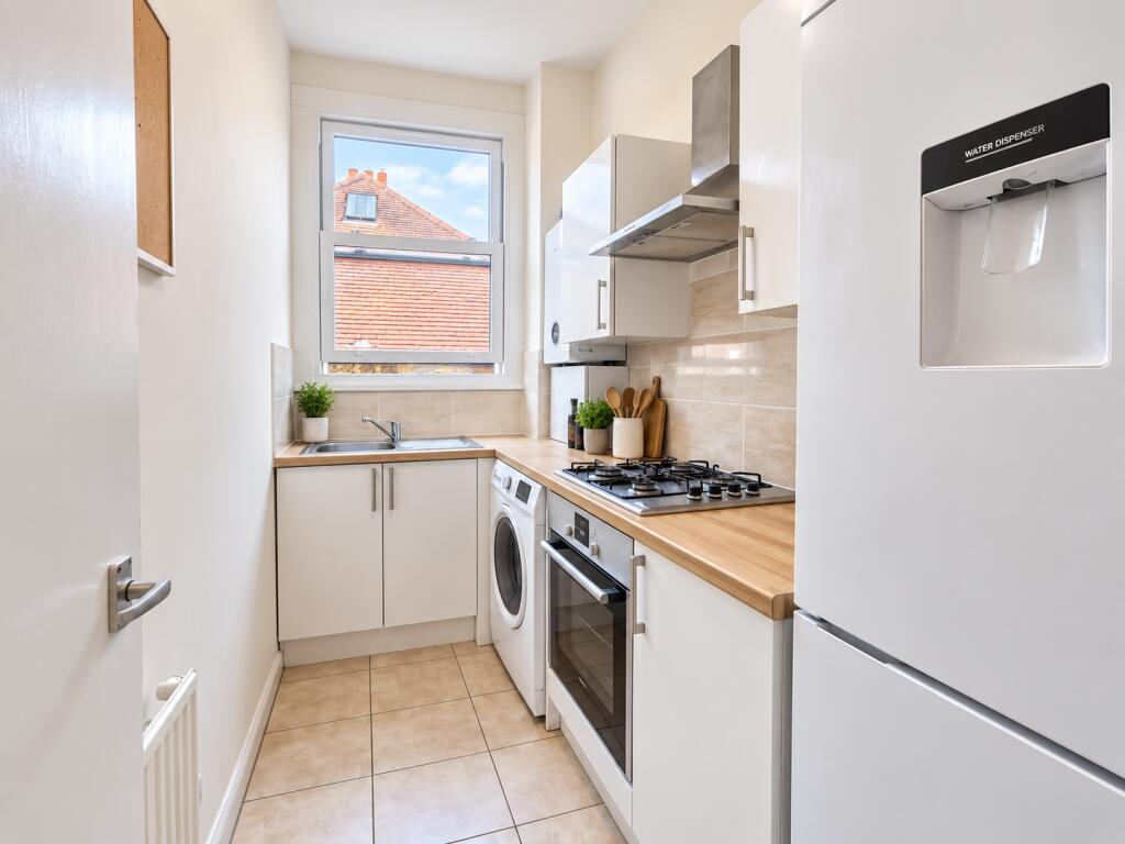Apartment in London - View 3