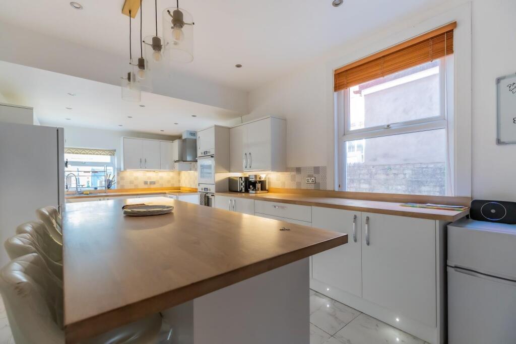 House in Cardiff, Leckwith, Grangetown - View 5