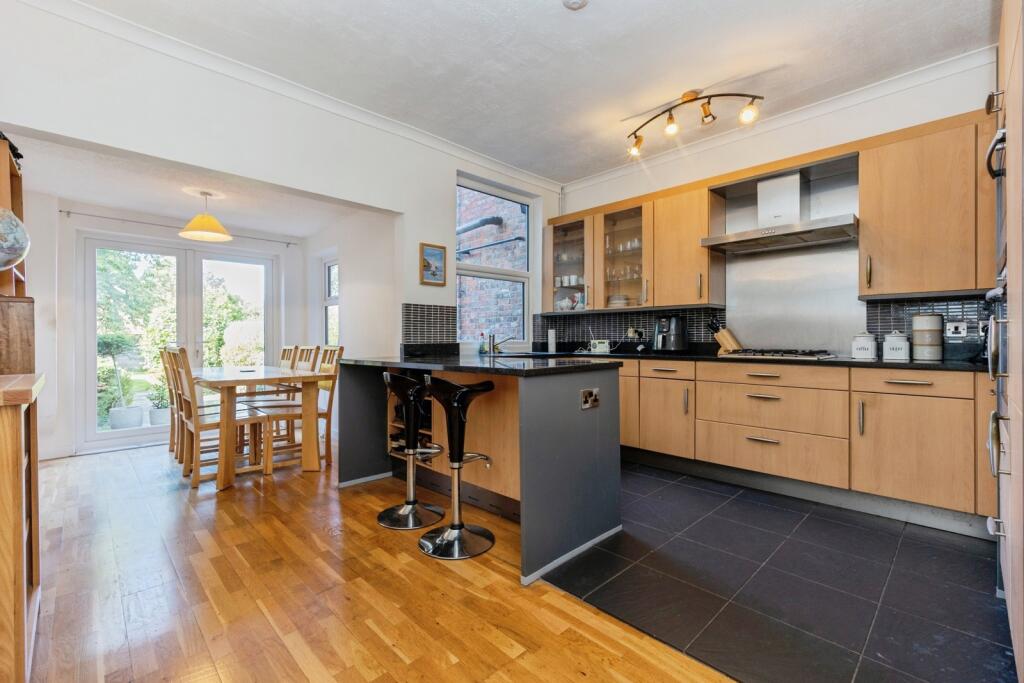 House in Stockport - View 3