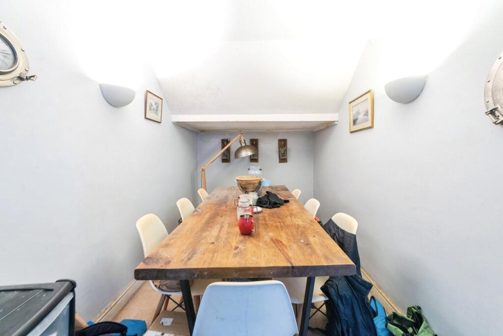 Apartment in Portsmouth - View 4