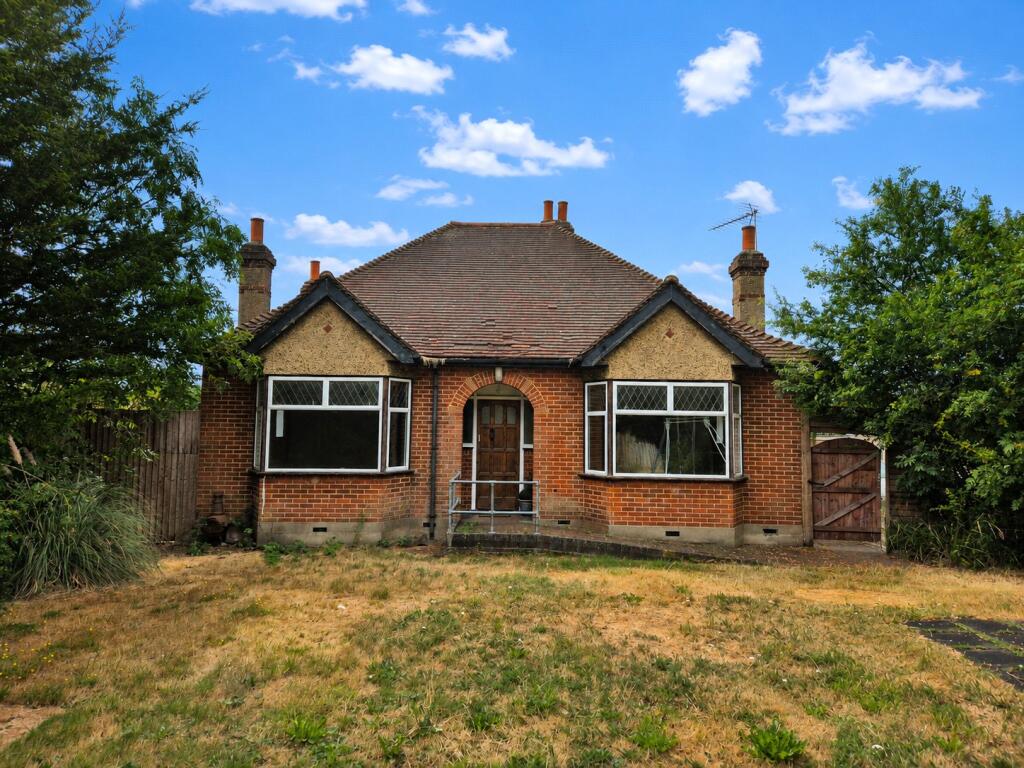 Main image of property: Mays Lane, Barnet, EN5