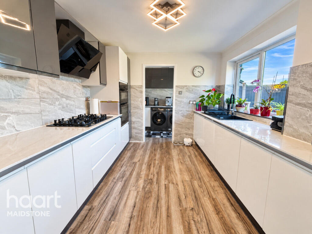 House in Maidstone, Kent - View 4