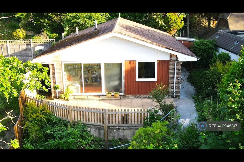Main image of property: Broomwood Way, Farnham, GU10