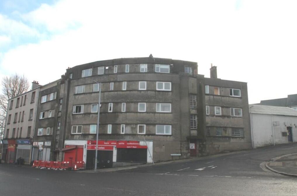 Main image of property: 3/1, 7 East William Street, Greenock, PA15 4TD