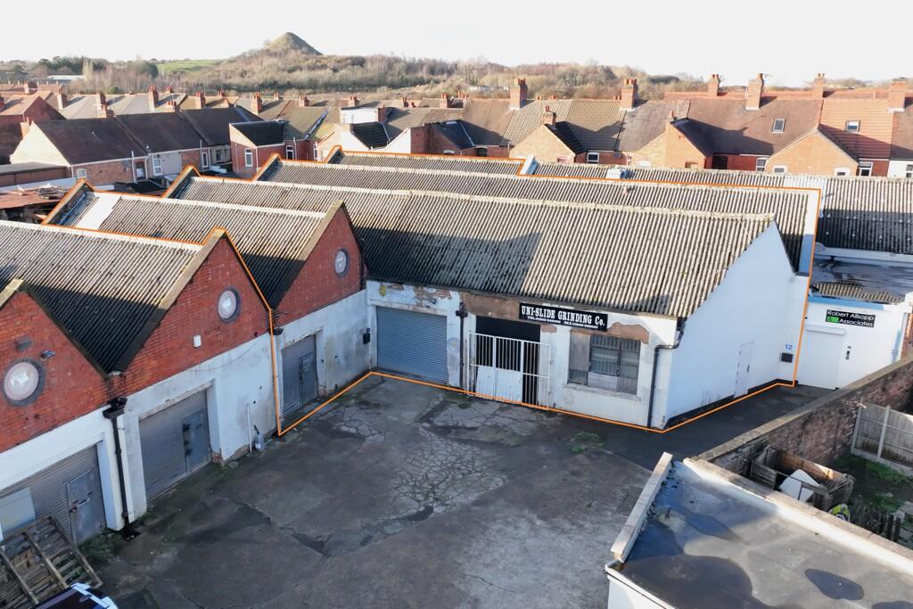 Main image of property: Aston Road, Nuneaton, Warwickshire, CV11 5EL