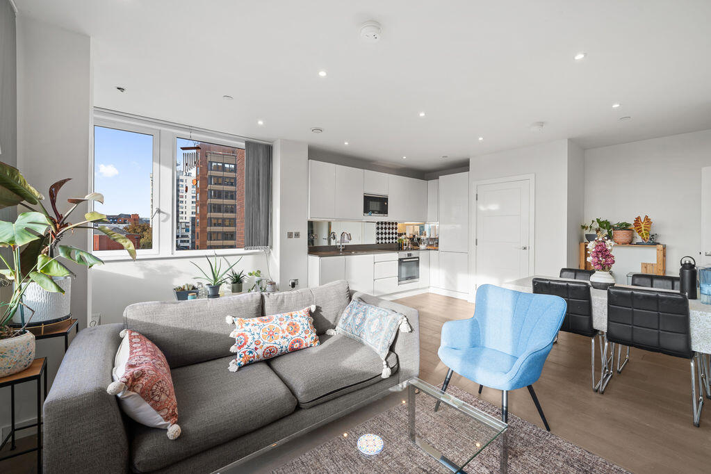 Apartment in Bromley - View 4