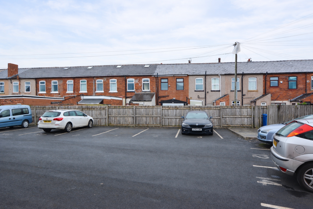 Apartment in Wigan - View 2