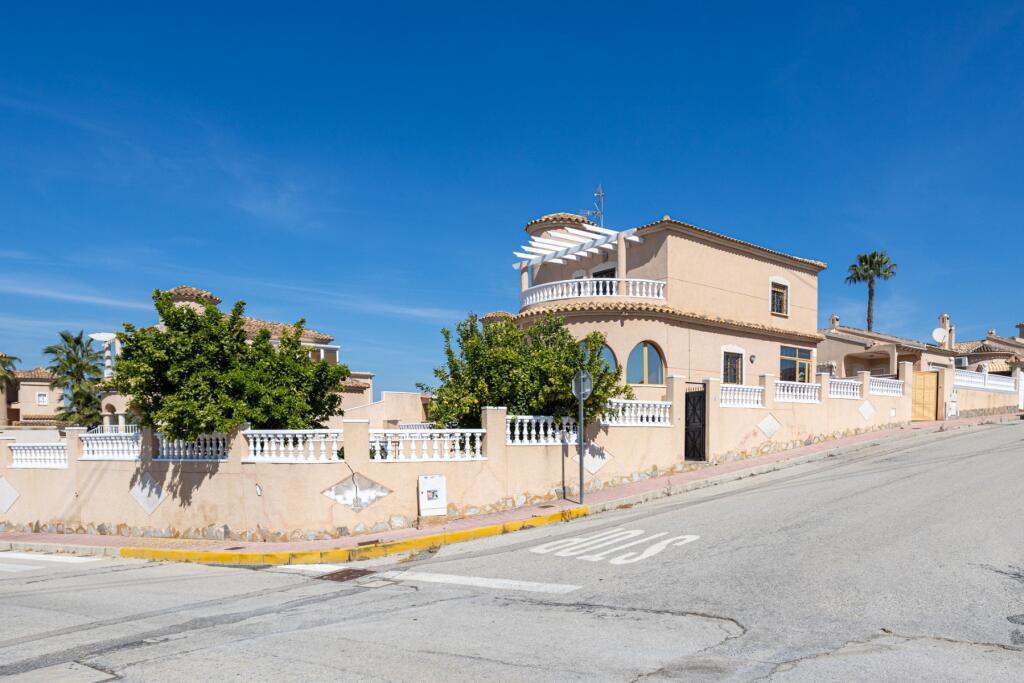 Main image of property: Valencia, Alicante, Benijofar