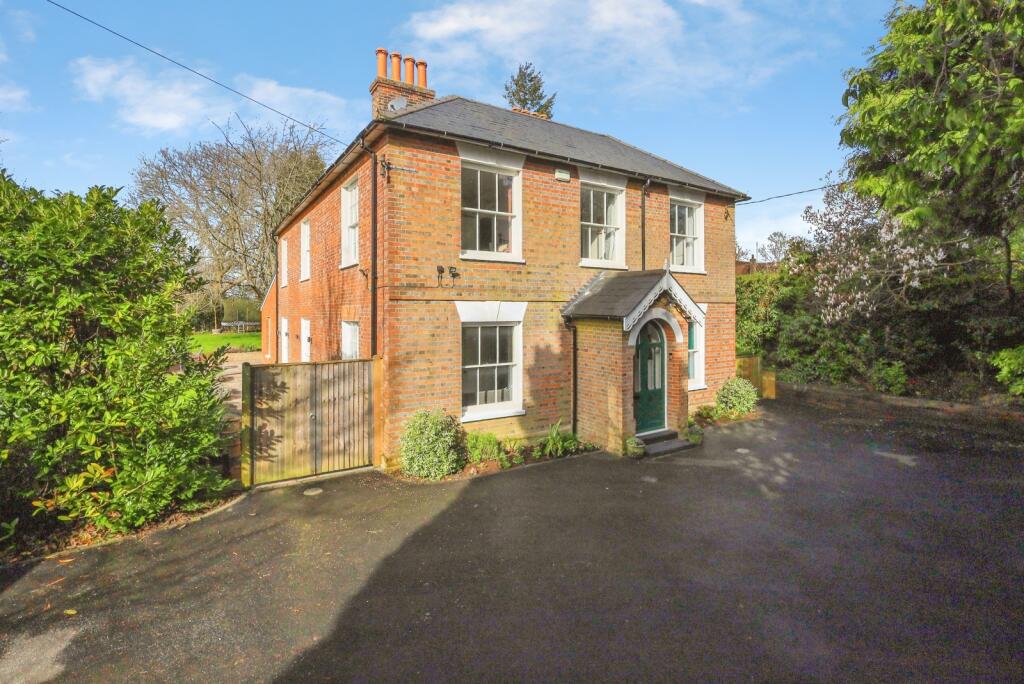 Main image of property: High Street, Nutley, East Sussex, TN22