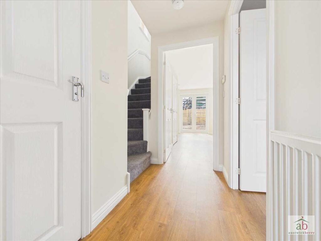 Newman Drive, Grange Farm, Kesgrave photo 2