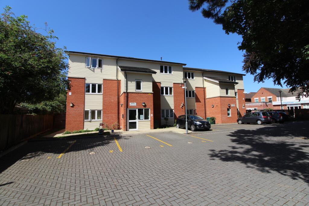 Main image of property: Room 31, Lincoln Road, Peterborough, PE1