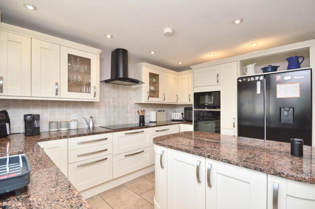 House in Keynsham, Bath and North East Somerset - View 3
