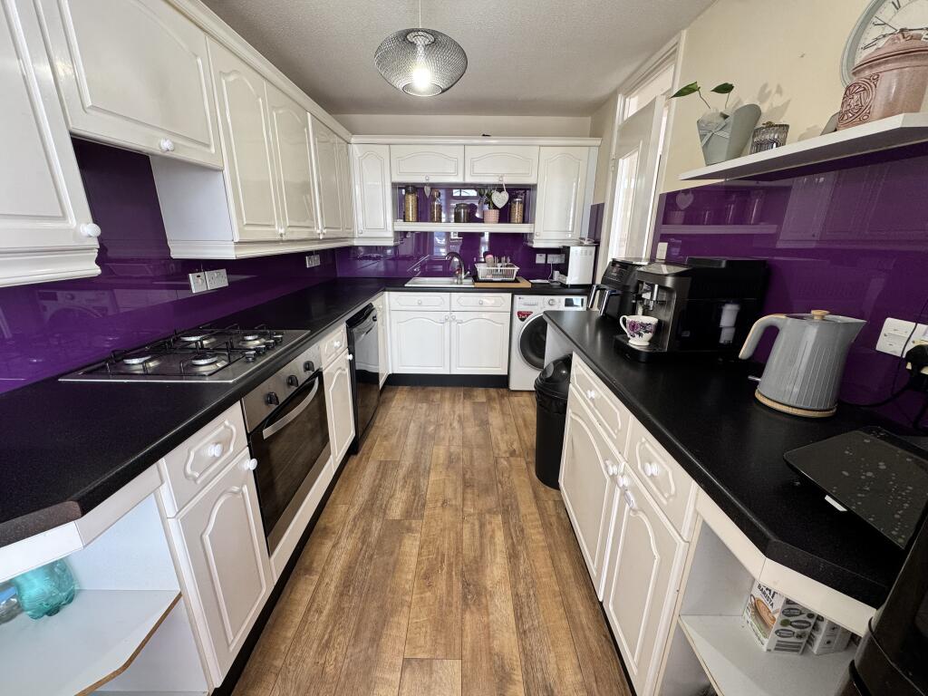 Apartment in Chelmsford - View 4