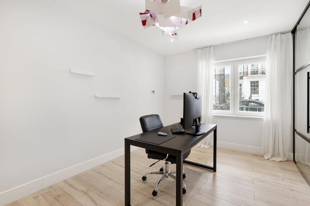 Apartment in London - View 4