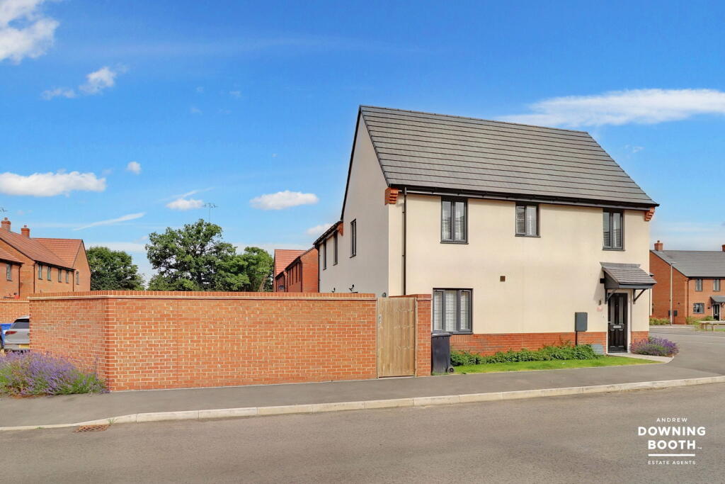 3-bed semi-detached on Enots Close, Lichfield, WS13 - 45% Shared Ownership Home, £139,500