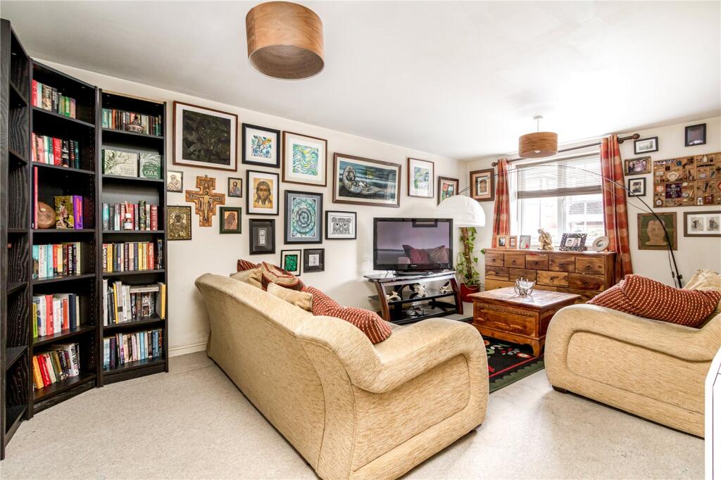 Marle Close, Pentwyn, Cardiff, CF23 photo 2