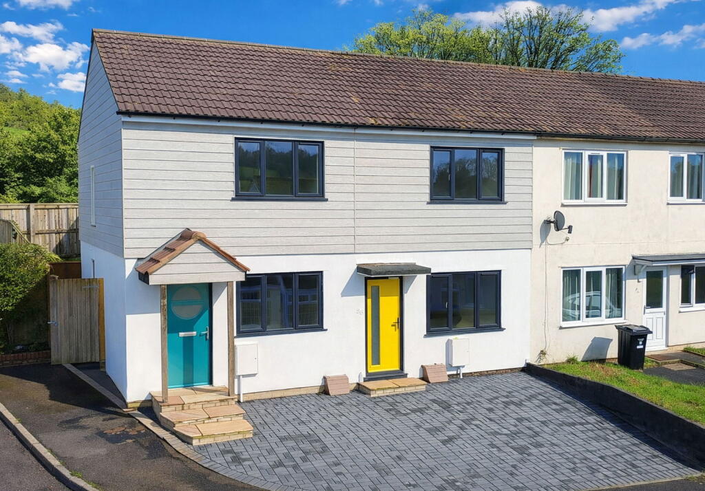 2-bed terraced on Ladymead, Sidmouth, EX10 9XN, £239,950